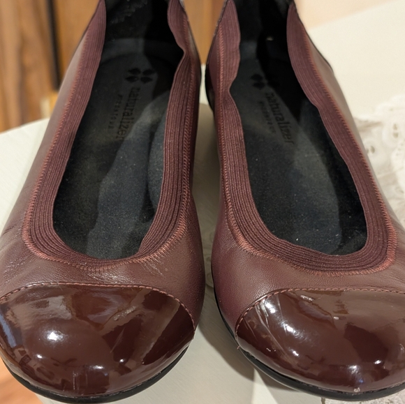 Naturalizer flats- size 7 - Picture 6 of 12